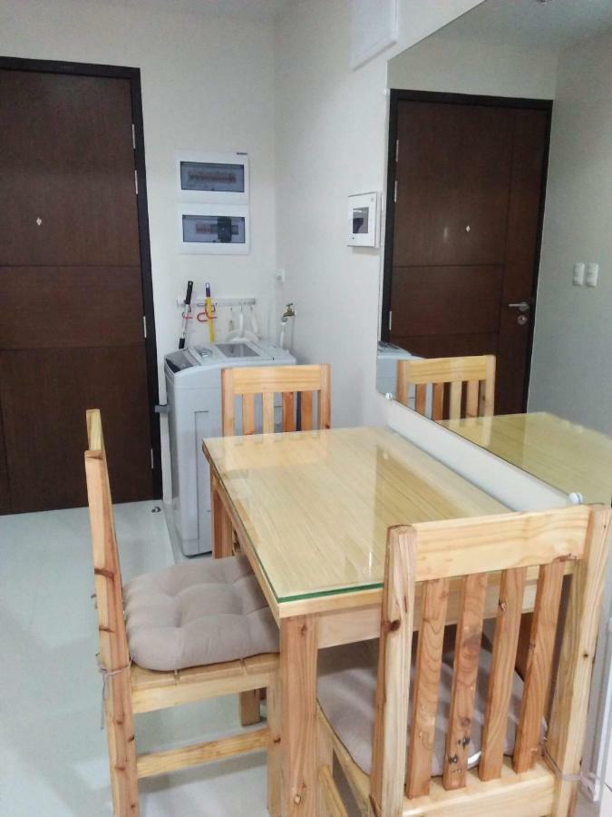 101 Newport Boulevard C1 Apartment Manila Ngoại thất bức ảnh