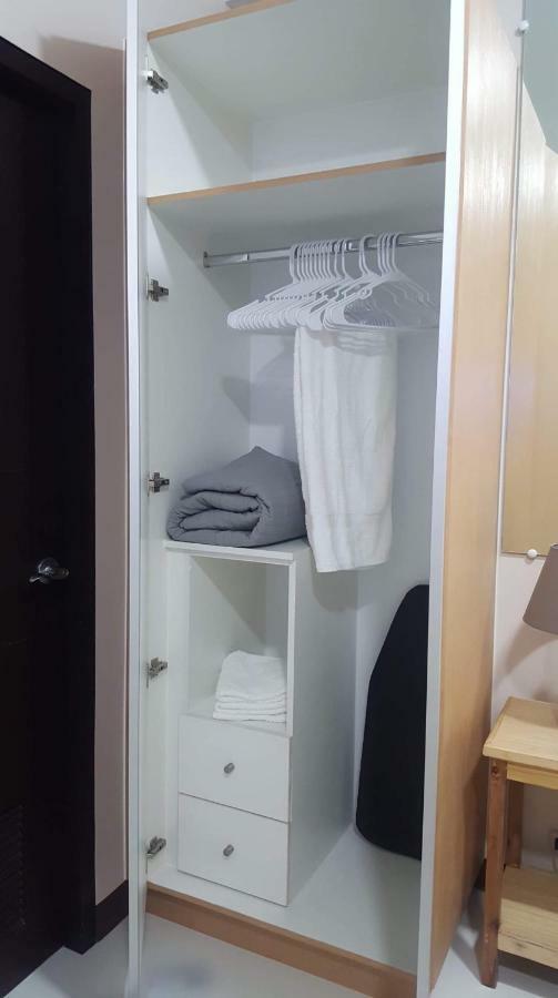 101 Newport Boulevard C1 Apartment Manila Ngoại thất bức ảnh